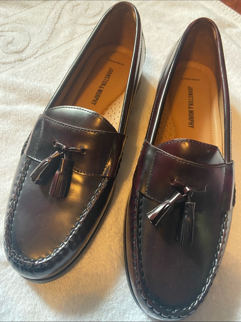 Johnston & Murphy Men’s Burgundy Tassel Loafers - Polished Leather. Sheepskin.
